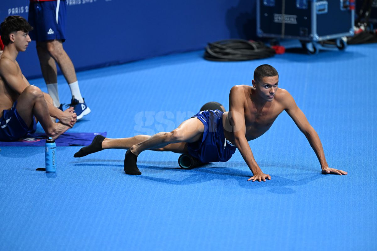 David Popovici la primul antrenament în La Defense Arena! GSP a surprins imaginile EXCLUSIVE cu campionul nostru