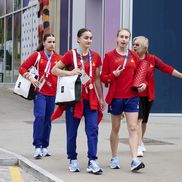 Echipa feminină de gimnastică a României în Satul Olimpic FOTO Raed Krishan