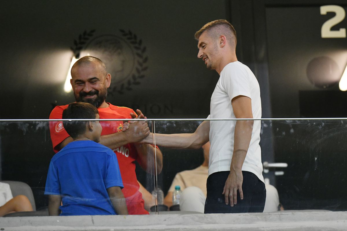 Fotbalistul dorit de Becali, prezent în tribune la FCSB - Maccabi Tel Aviv! A stat chiar în loja finanțatorului