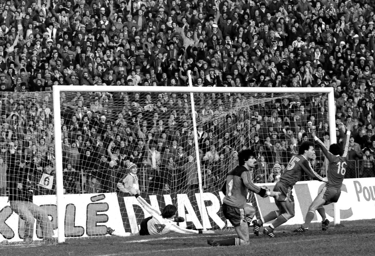 Universitatea Craiova - Bordeaux 2-0, turul 3 al Cupei UEFA 1982-1983, manșa retur