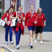 Echipa feminină de gimnastică a României în Satul Olimpic FOTO Raed Krishan