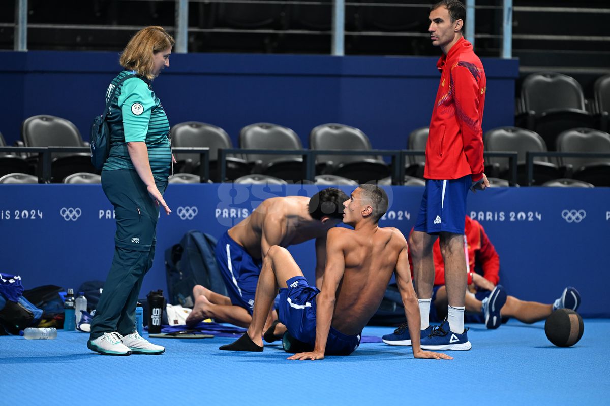 David Popovici la primul antrenament în La Defense Arena! GSP a surprins imaginile EXCLUSIVE cu campionul nostru