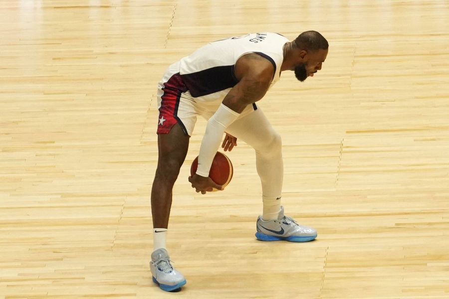 LeBron James va fi portdrapelul SUA la Jocurile Olimpice de la Paris