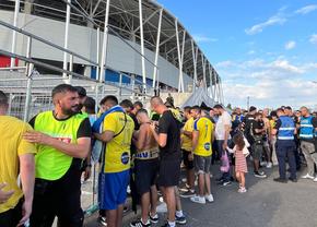 Fanii israelieni prezenți la FCSB - Maccabi Tel Aviv au primit o broșură șocantă din partea Jandarmeriei