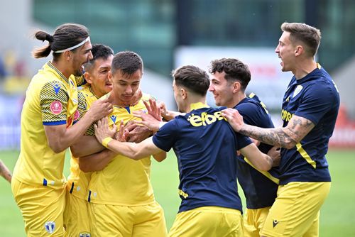 Petrolul s-a despărțit de Guilherme Garutti (primul de la dreapta la stânga), foto: Imago Images