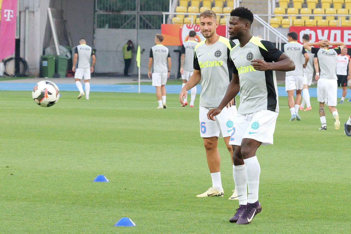 Echipamentul purtat de FCSB în meciul cu Shkendija