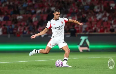 Ce debut! Internaționalul român a intrat în Arsenal - AC Milan și a marcat de la 11 metri