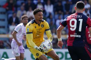 Șansă pentru românul din Serie A » Rivalul pe post a fost suspendat din cauza pariurilor