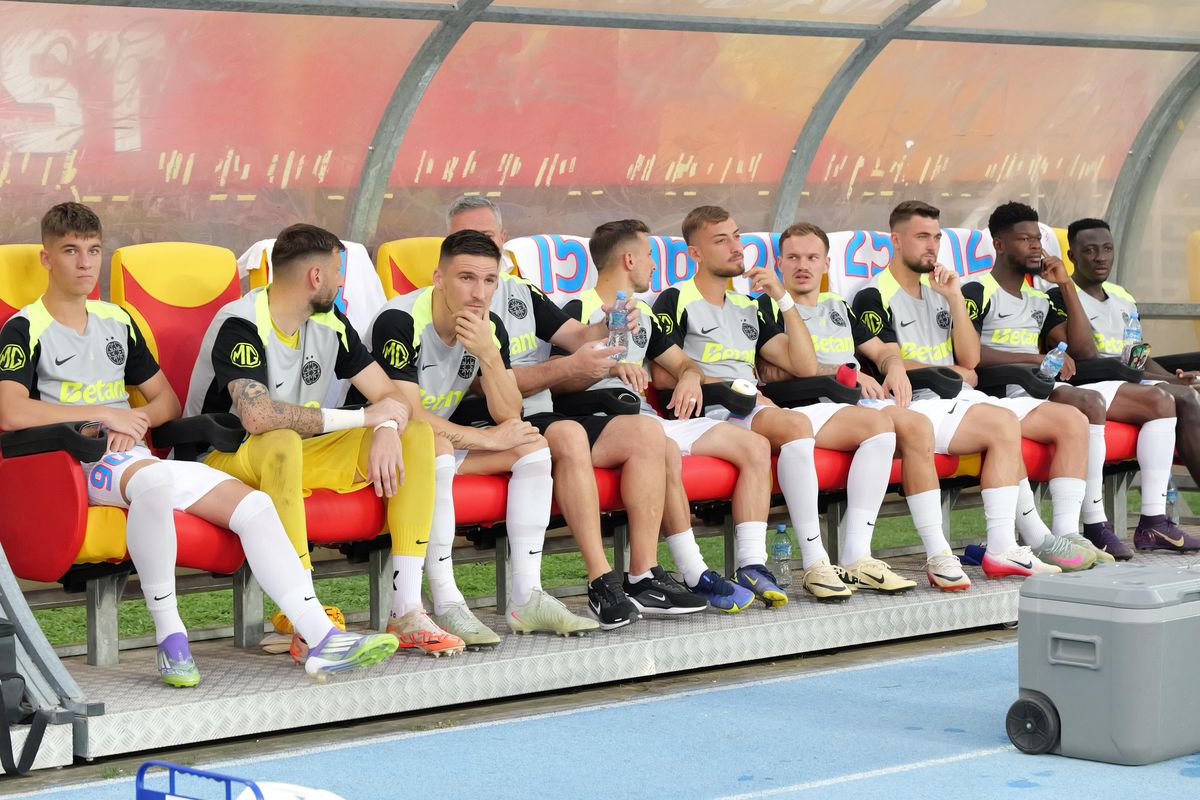 Echipamentul purtat de FCSB în meciul cu Shkendija