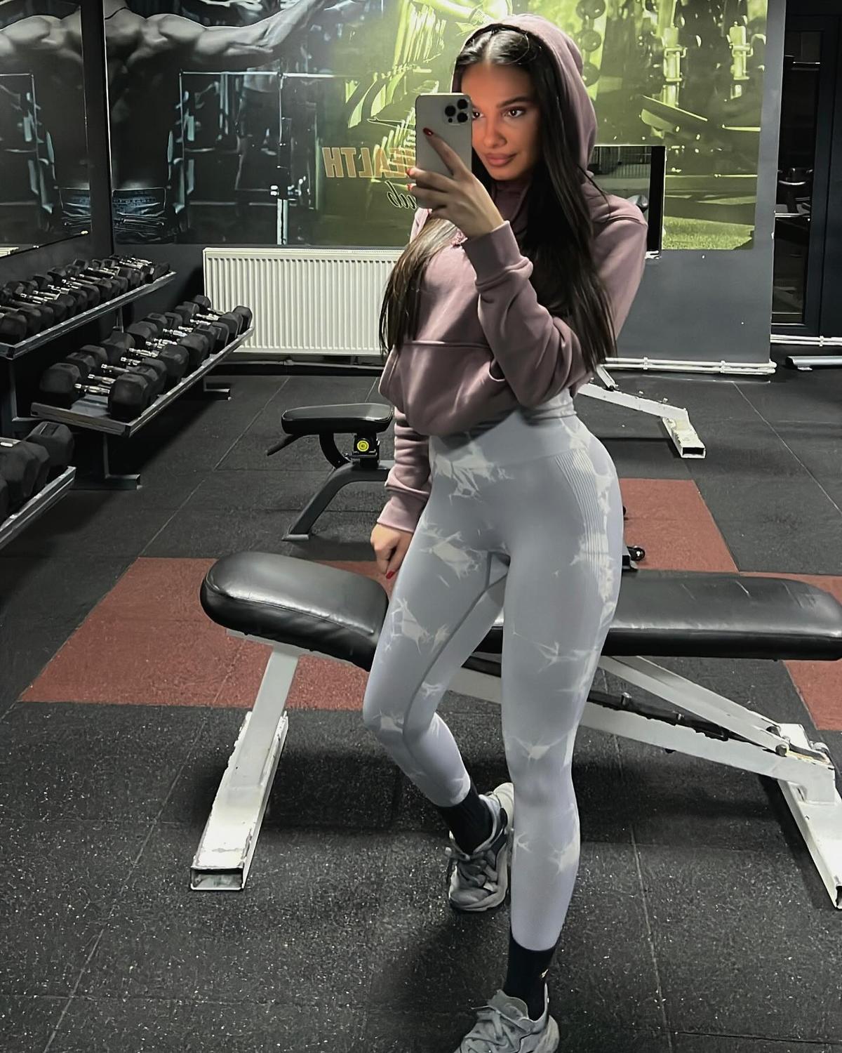 Antrenoare de fitness, fosta ispită de la „Insula Iubirii” va fi noua prezentatoare de la „Observator”