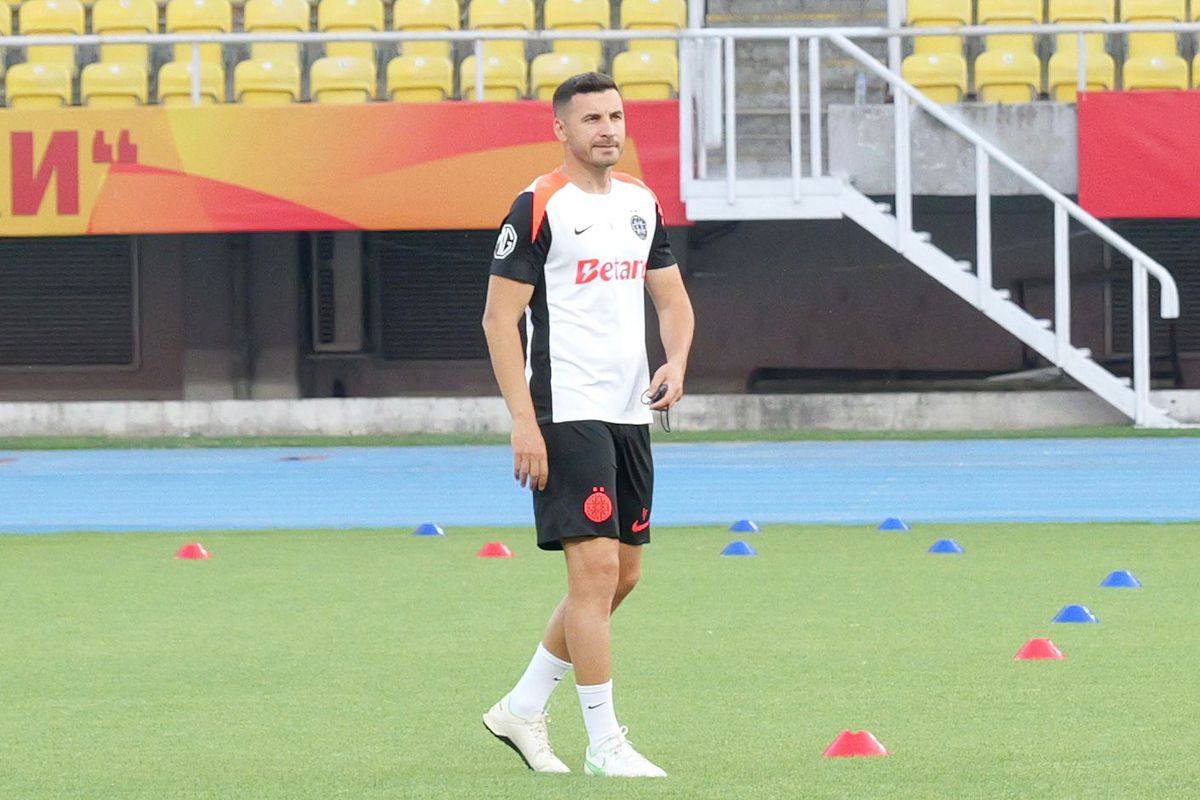 Echipamentul purtat de FCSB în meciul cu Shkendija