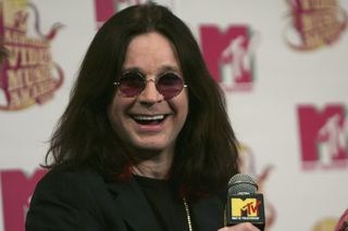 De la copilul care spăla mașini pentru a strânge bani de bilet, la imaginea lui Aston Villa » Bogata moștenire sportivă a lui Ozzy Osbourne