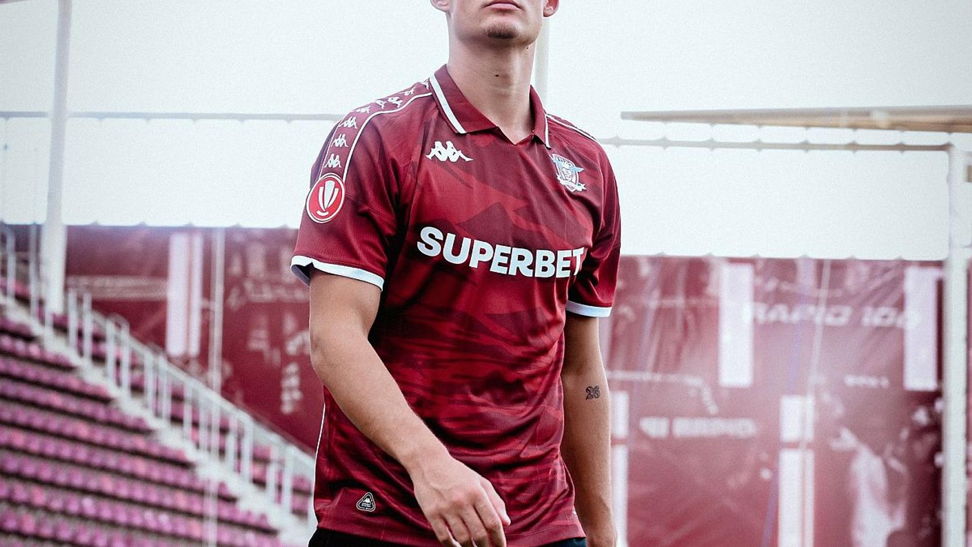 Raul Stanciu, mijlocaș stânga împrumutat de Rapid, accidentat grav, asistat medical după operație, final sezon ratat. | sursa foto: Gazeta Sporturilor Raul Stanciu, mijlocaș stânga împrumutat de Rapid, accidentat grav, asistat medical după operație, final sezon ratat. | sursa foto: Gazeta Sporturilor