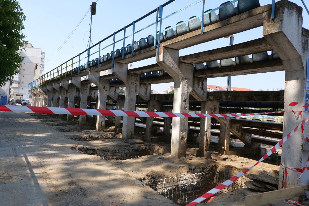 Modernizarea arenei „1 Mai” avansează: „Dacă jucam aici, aveam deja 300.000 de euro în cont”