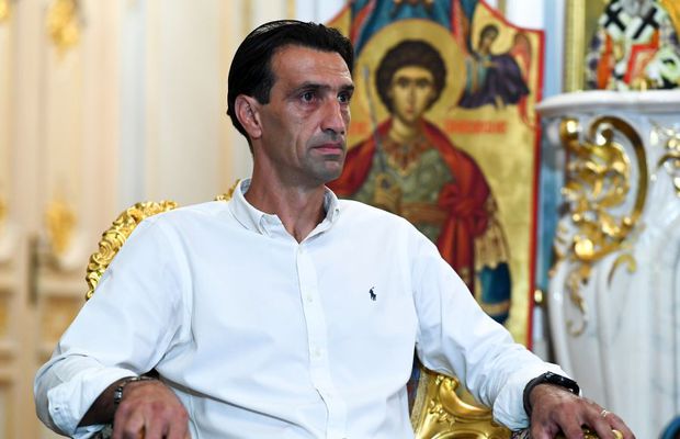 Bogdan Argeș Vintilă la FCSB // Nu există 3 mai slabi ca el! Mărunțișurile cu care se prezintă Vintilă la FCSB