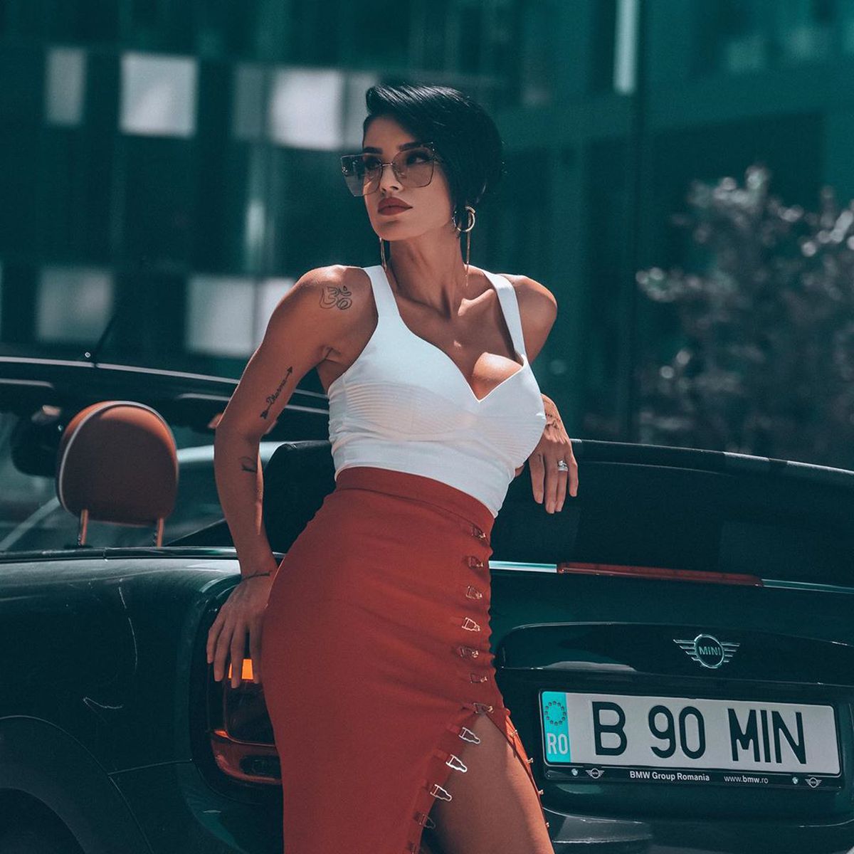 Cum își apără o divă familia de COVID-19 » Ce a postat Adelina Pestrițu pe rețelele de socializare