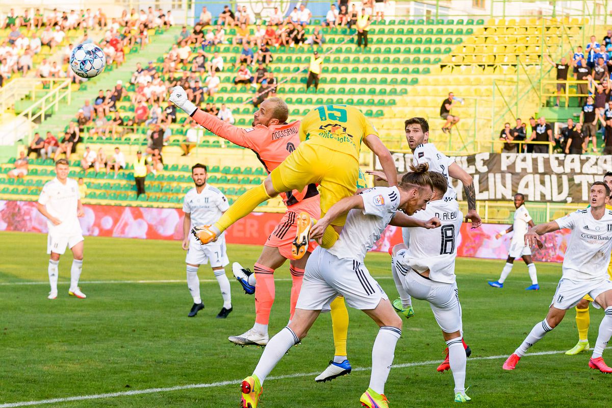 CS Mioveni - FCU Craiova 1-0 » Bănia fierbe! Mutu, a treia înfrângere pe banca oltenilor