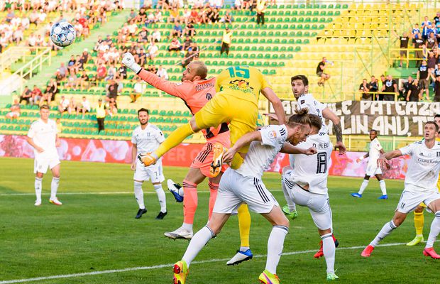 CS Mioveni - FCU Craiova 1-0 » Bănia fierbe! Mutu, a treia înfrângere pe banca oltenilor