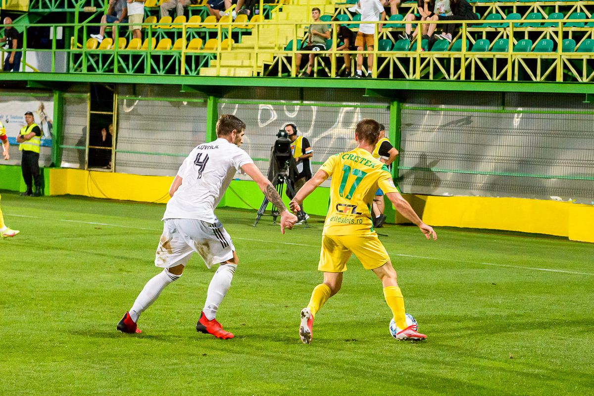 CS Mioveni - FCU Craiova 1-0 » Bănia fierbe! Mutu, a treia înfrângere pe banca oltenilor