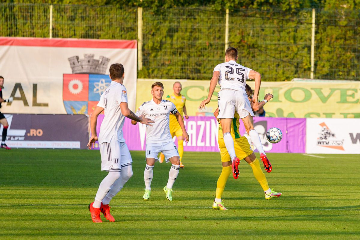 CS Mioveni - FCU Craiova 1-0 » Bănia fierbe! Mutu, a treia înfrângere pe banca oltenilor