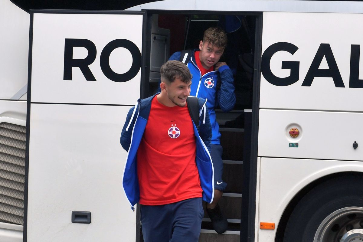 Viking - FCSB (sosirea roș-albaștrilor la Stavanger)