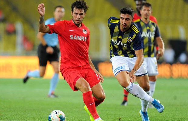 Transfer de ultimă oră în Liga 1: Petrolul s-a înțeles cu jucătorul care a fost la un pas de CSU Craiova!