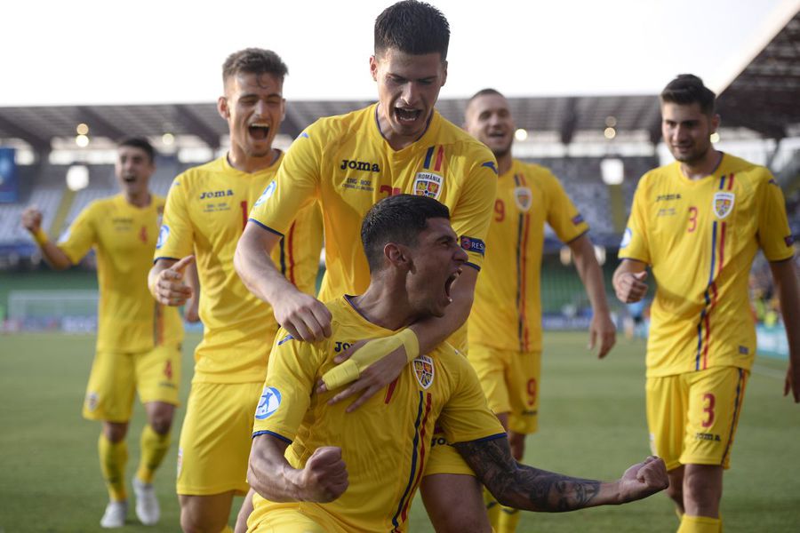 Florinel Coman a reușit o „dublă” de senzație în România - Anglia 4-2. Foto: Raed Krishan Promisiuni neonorate