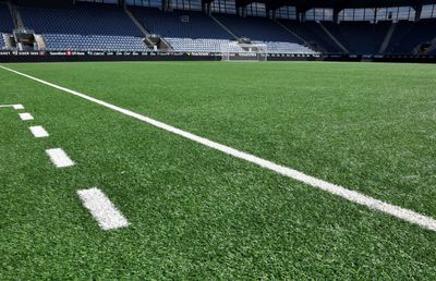 Viking - FCSB se va juca pe cel mai prost teren sintetic! Inclusiv jucătorii și antrenorii norvegieni se plâng de calitatea lui