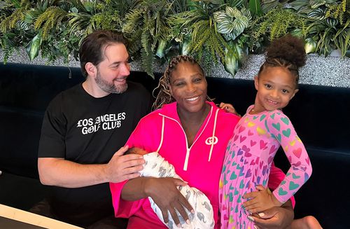 Serena Williams alături de soț și de fetițe Foto X