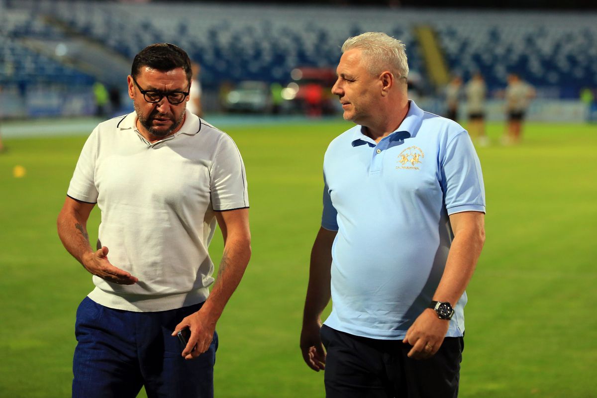 Detaliul surprins de reporterul GSP la Iași » Ce a făcut Șumudică, iar în mandatul lui Lennon nu s-a petrecut niciodată