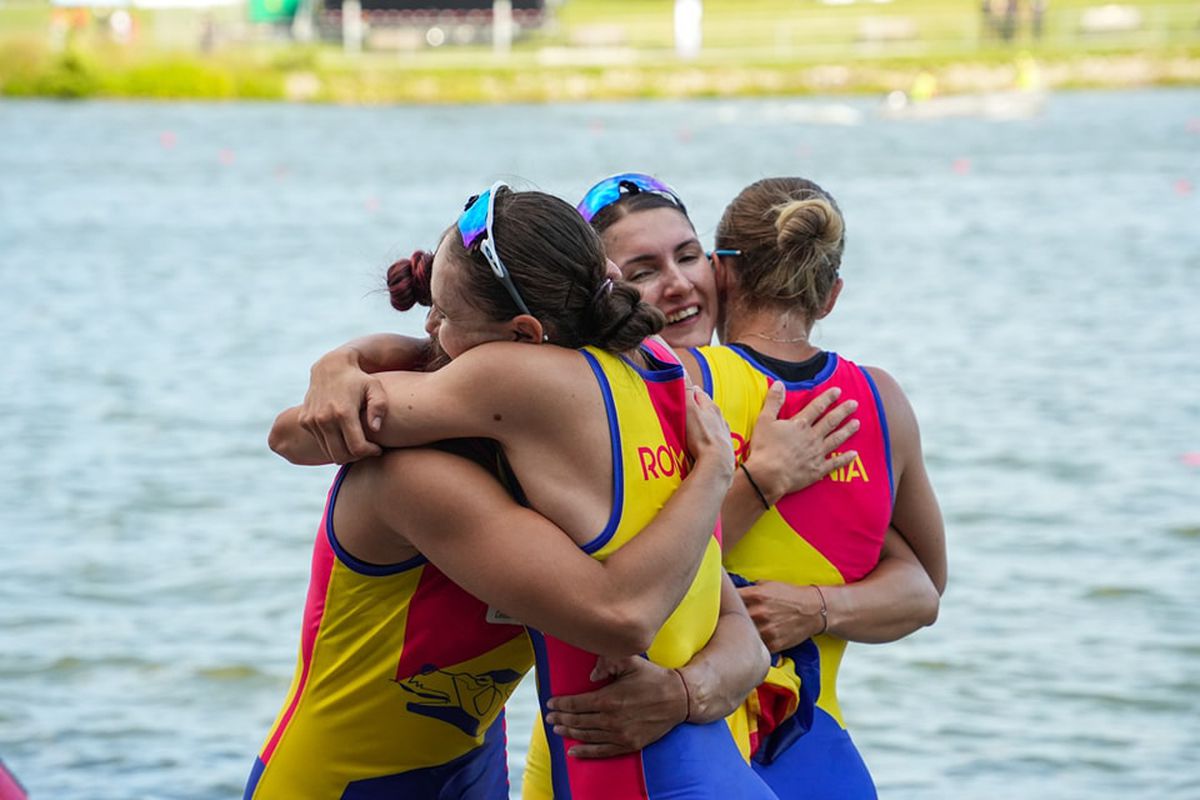 AUR pentru România la Campionatele Mondiale de Canotaj U23: fetele din barca de 4 vâsle au triumfat în Canada!