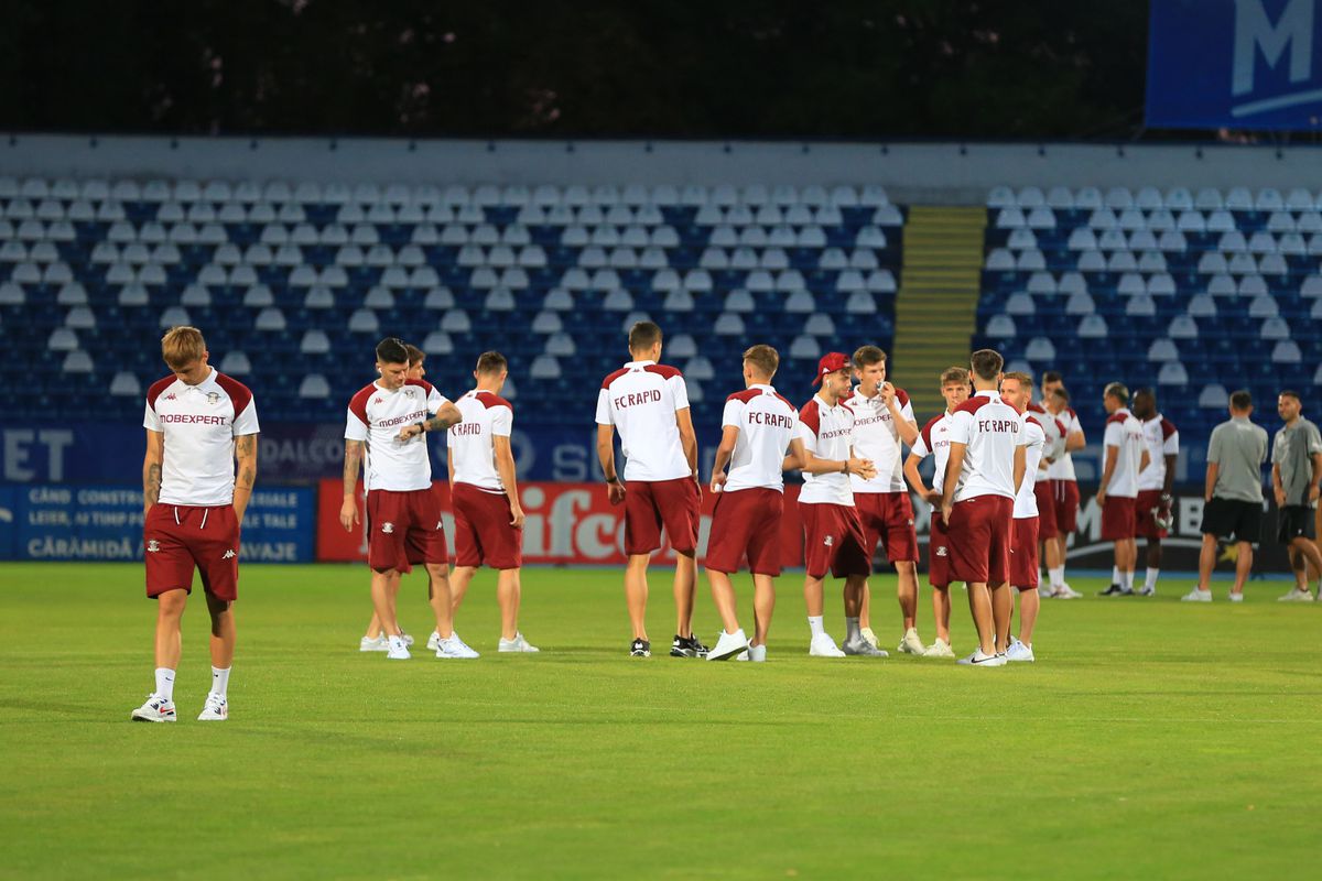 Detaliul surprins de reporterul GSP la Iași » Ce a făcut Șumudică, iar în mandatul lui Lennon nu s-a petrecut niciodată