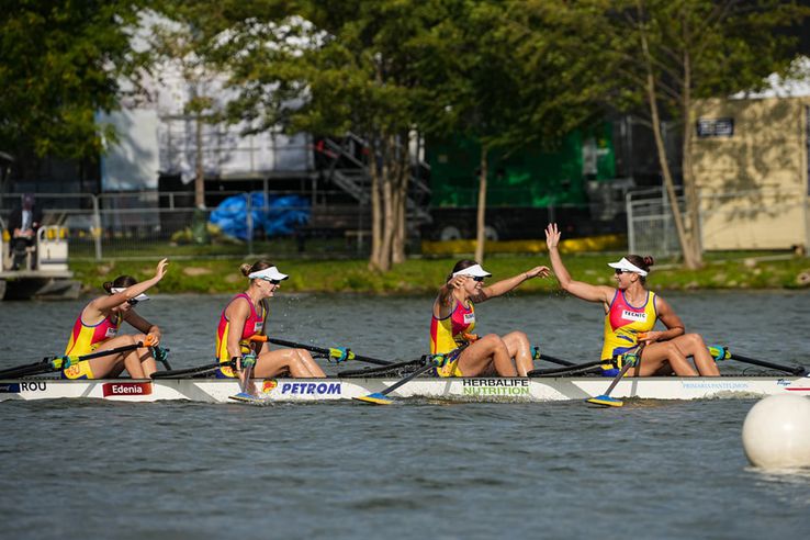 Mariana Dumitru, Manuela Lungu, Emanuela Ciotău, Patricia Cireș - aur la Campionatele Mondiale de tineret (U23) la 4 vâsle