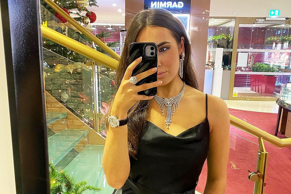 Fotbalista care face spectacol în Anglia a devenit virală după asemănarea izbitoare cu celebra Megan Fox