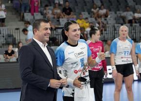 CSM București păstrează trofeul Supercupei României, după un meci strâns cu Gloria Bistrița și suspans până la final