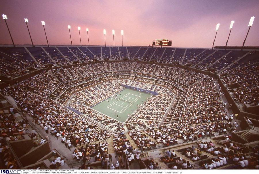 Arena Arthur Ashe proaspăt inaugurată în 1997 Foto: Imago Images US Open are cea mai mare arenă centrală din lume » 23.859 de locuri, planuri de extindere: „Aici totul se rezumă la divertisment, energie pozitivă, vibrații pozitive
