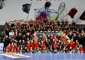 Demonstrație de forță în Gloria Bistrița - Corona Brașov, semifinala Supercupei României la handbal feminin! Prestație perfectă a căpitanului naționalei