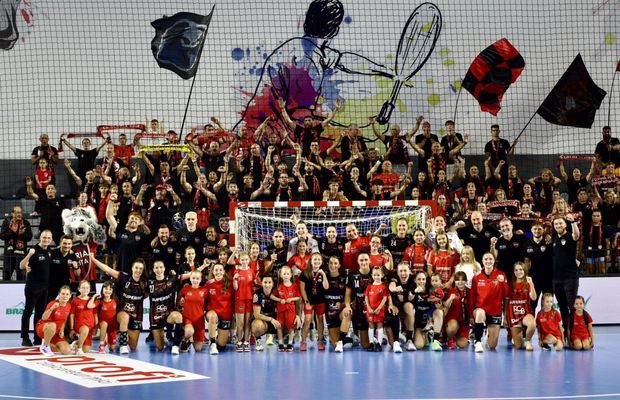 Demonstrație de forță în Gloria Bistrița - Corona Brașov, semifinala Supercupei României la handbal feminin! Prestație perfectă a căpitanului naționalei