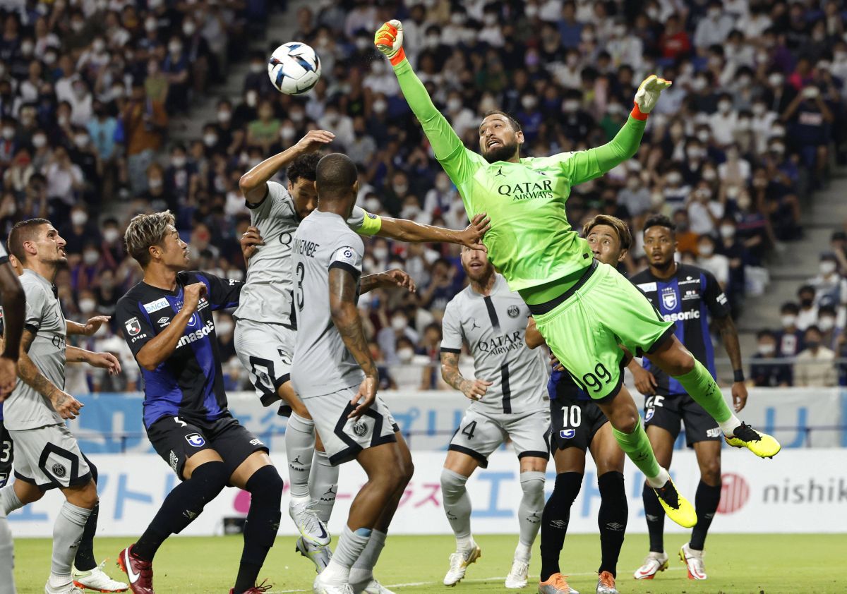 Gianluigi Donnarumma și-a luat rămas bun de la fanii lui PSG pe Parc des Princes