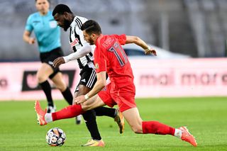 Cum a ajuns Thiam în România: „Când l-am adus au zis că râd oamenii de noi” » Îl laudă pe ultimul jucător transferat la FCSB: „Fotbalist rar”