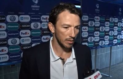 FOTO George Ogăraru a ales cel mai bun „11” din istorie » Nici Messi, nici Ronaldo printre favoriți + Un singur jucător încă în activitate