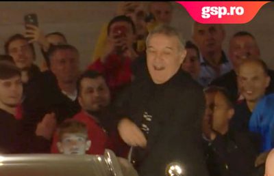 FCSB - CFR CLUJ 0-0 // VIDEO Gigi Becali, din nou pe mașină în uralele publicului! Patronul FCSB a tratat egalul cu CFR ca pe o victorie