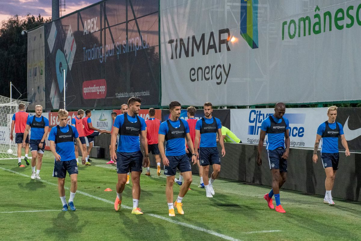 FCSB - SLOVAN LIBEREC. FOTO + VIDEO Cehii au efectuat antrenamentul oficial înaintea meciului decisiv cu roș-albaștrii