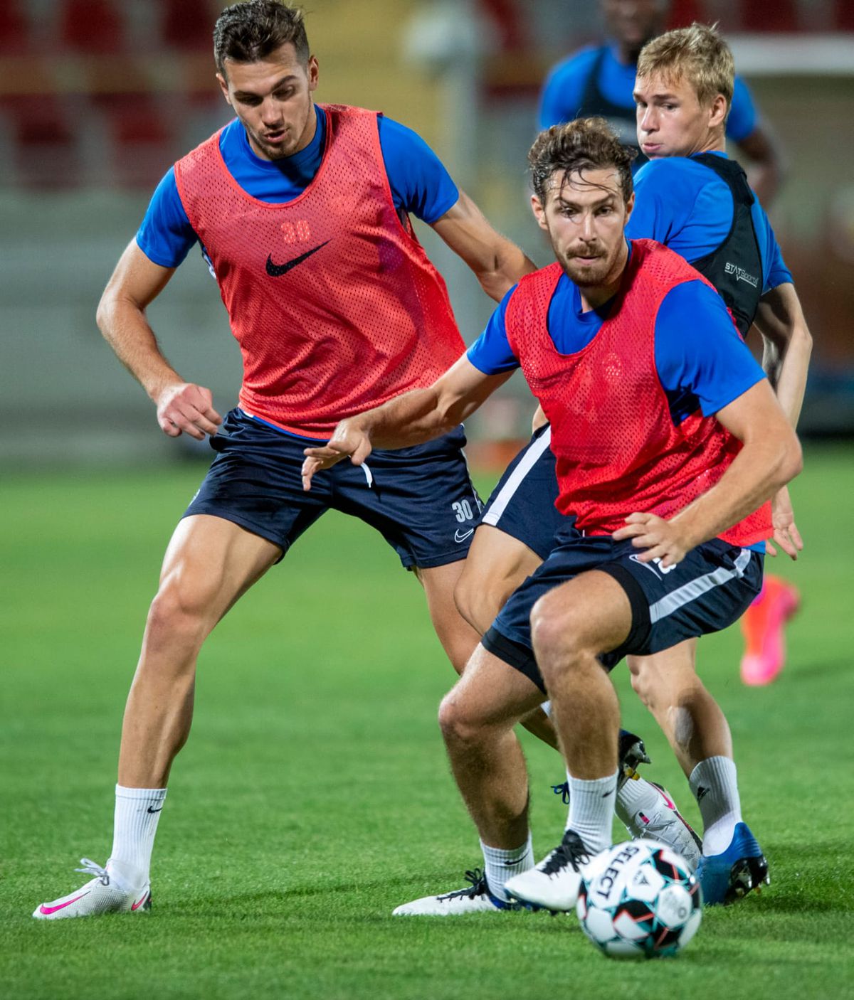 FCSB - SLOVAN LIBEREC. FOTO + VIDEO Cehii au efectuat antrenamentul oficial înaintea meciului decisiv cu roș-albaștrii