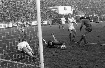 Gazeta a stat de vorbă la Helsinki cu doi dintre eroii lui Kuusysi Lahti care au jucat contra Stelei în 1986. Care e marea lor durere: „De ce n-o fi degajat nimeni mingea aia?!”