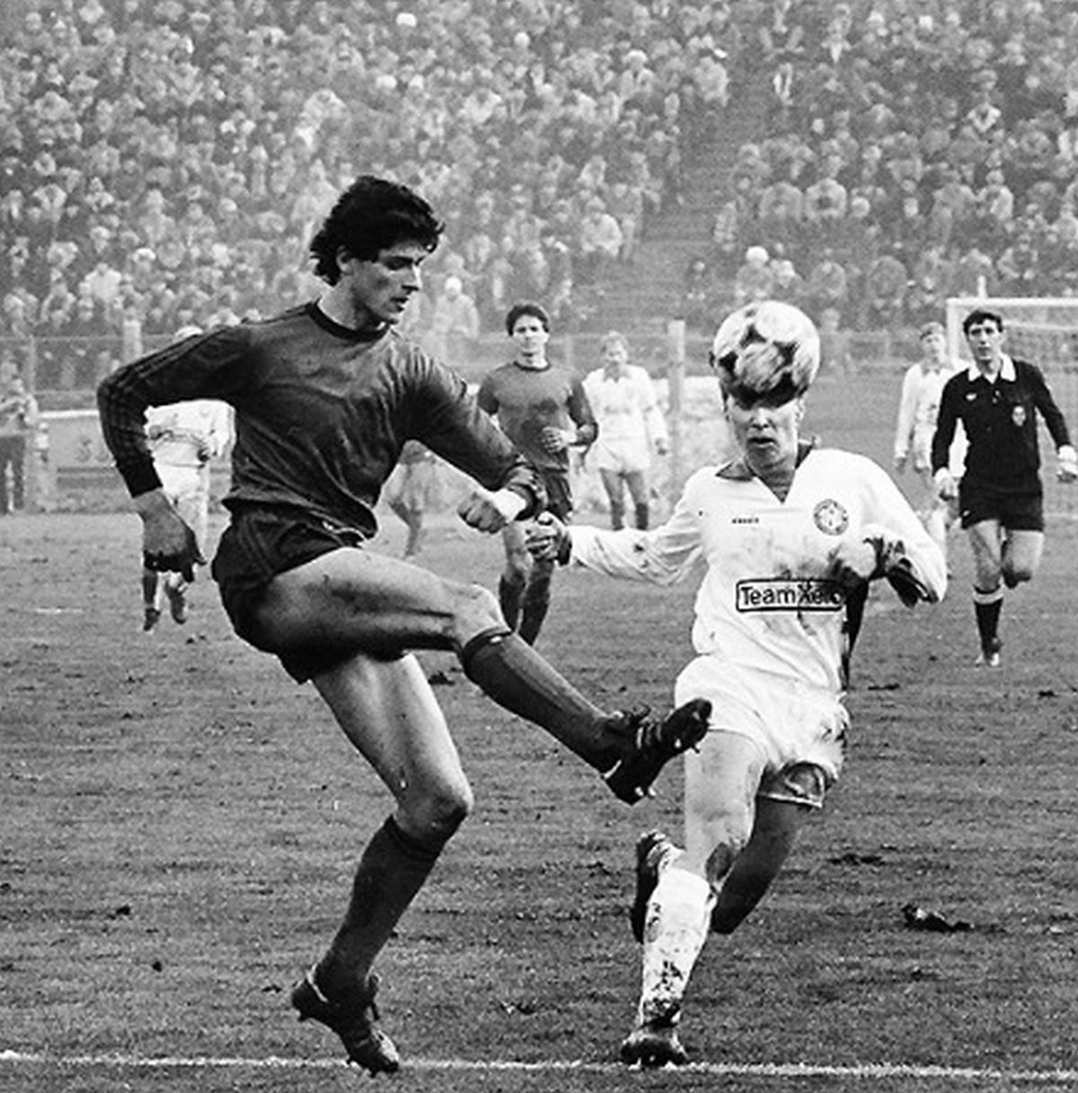 Gazeta a stat de vorbă la Helsinki cu doi dintre eroii lui Kuusysi Lahti care au jucat contra Stelei în 1986. Care e marea lor durere: „De ce n-o fi degajat nimeni mingea aia?!”