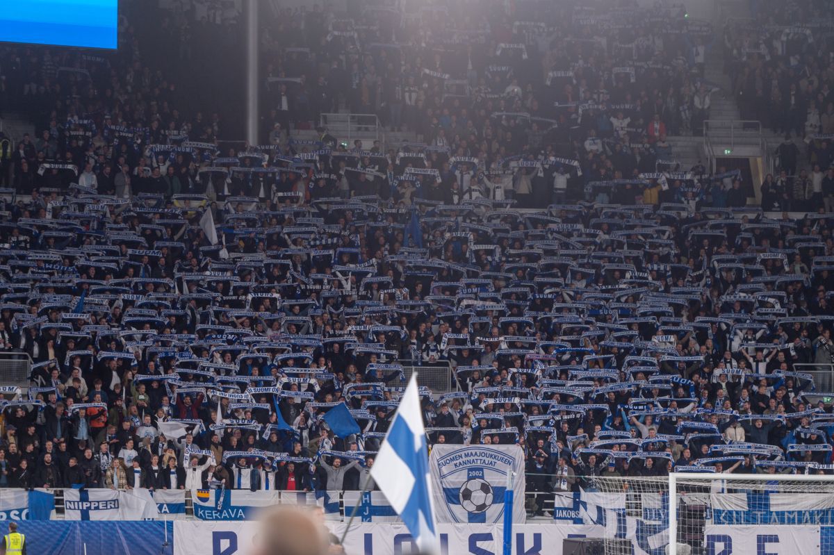 Penalty evident refuzat în Finlanda - România