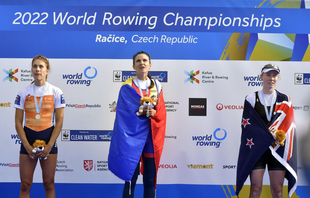 AUR pentru România la Mondialele de la Racice! Ionela Cozmiuc, cursă tactică perfectă și primul titlu mondial pentru delegația noastră