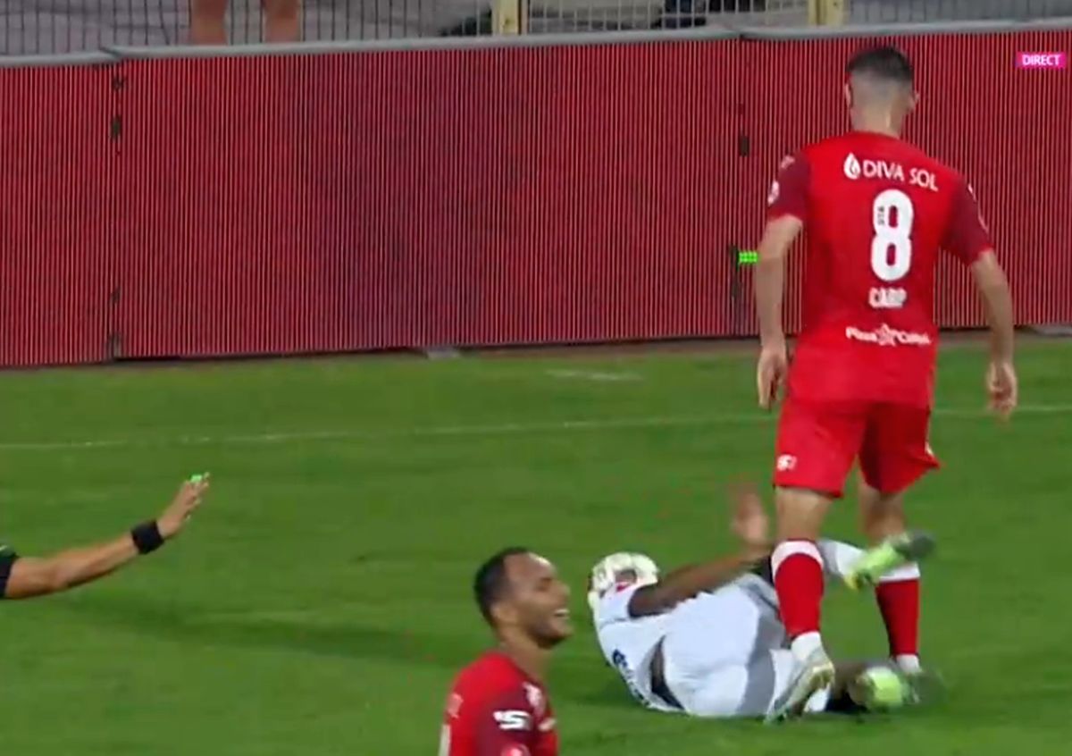 FC Botoșani - UTA cartonaș roșu Cătălin Carp