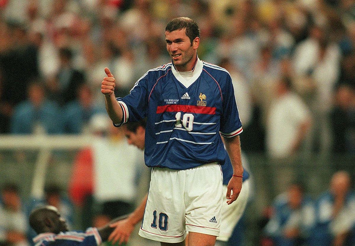 Imagini inedite cu Zinedine Zidane